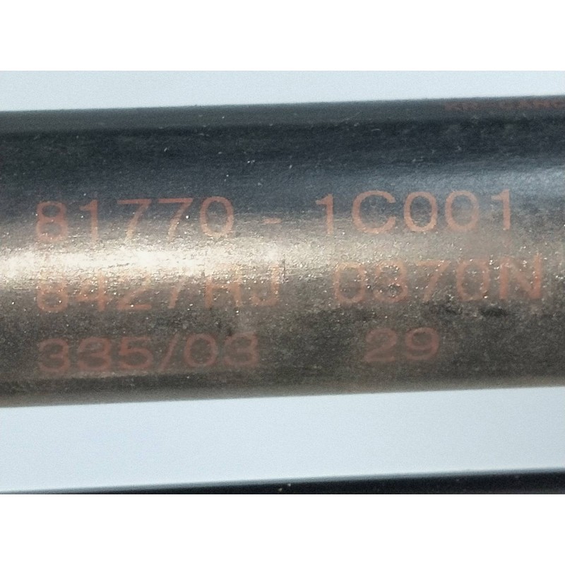 Recambio de amortiguadores maletero / porton para hyundai getz (tb) 1.5 crdi referencia OEM IAM 817701C001  