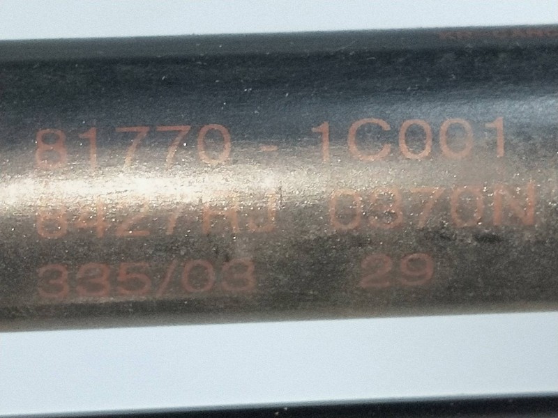 Recambio de amortiguadores maletero / porton para hyundai getz (tb) 1.5 crdi referencia OEM IAM 817701C001  