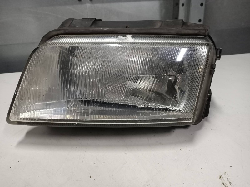 Recambio de faro izquierdo para audi a4 berlina (b5) 1.8 referencia OEM IAM 8DO941003A  