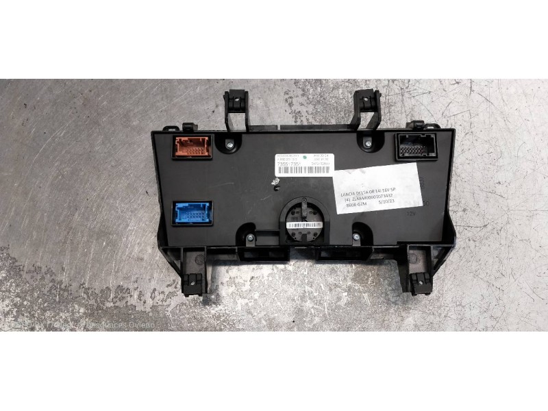 Recambio de mando calefaccion / aire acondicionado para lancia delta (181) gold referencia OEM IAM 735517351 A83023100 