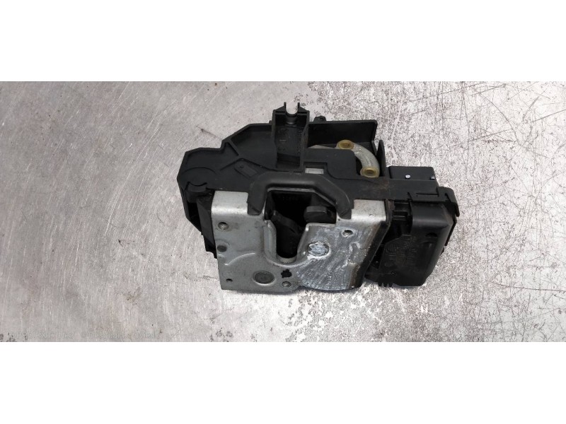 Recambio de motor cierre centralizado delantero derecho para saab 9-3 sport hatch linear referencia OEM IAM   