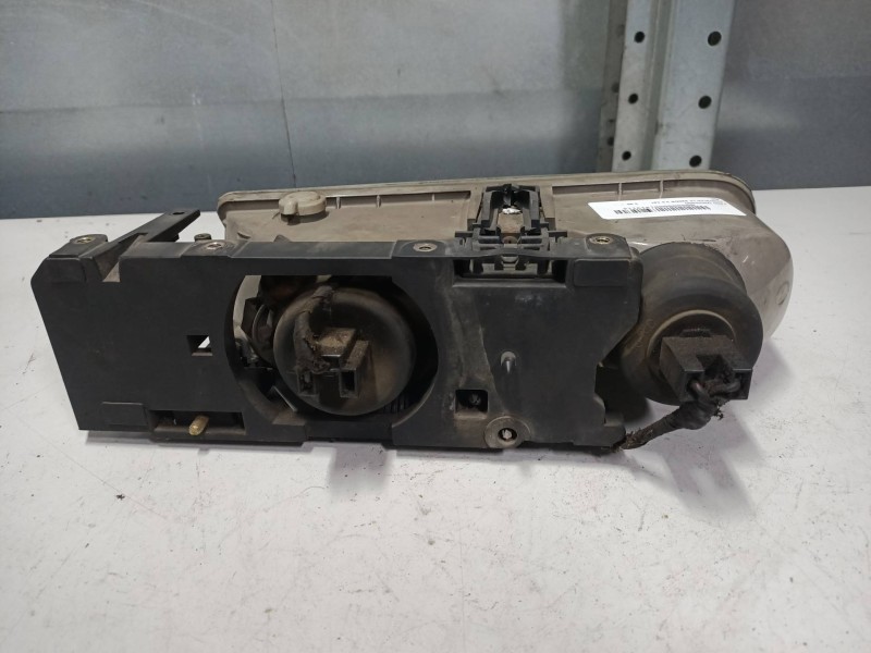 Recambio de faro izquierdo para chrysler le baron 3.0 cat referencia OEM IAM   