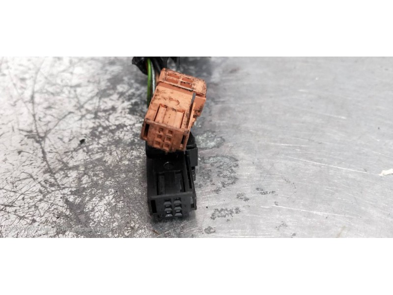 Recambio de retrovisor derecho para citroen c3 exclusive referencia OEM IAM   