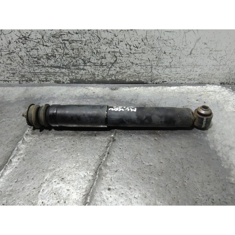 Recambio de amortiguador trasero izquierdo para mercedes clase m (w163) 400 cdi (163.128) referencia OEM IAM A1633260800  