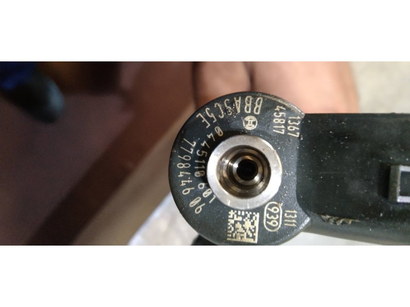 Recambio de inyector para bmw serie 3 touring (e91) 318d referencia OEM IAM 0445110601  