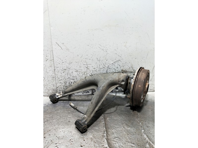 Recambio de mangueta trasera derecha para bmw serie 3 compacto (e36) 316i referencia OEM IAM   