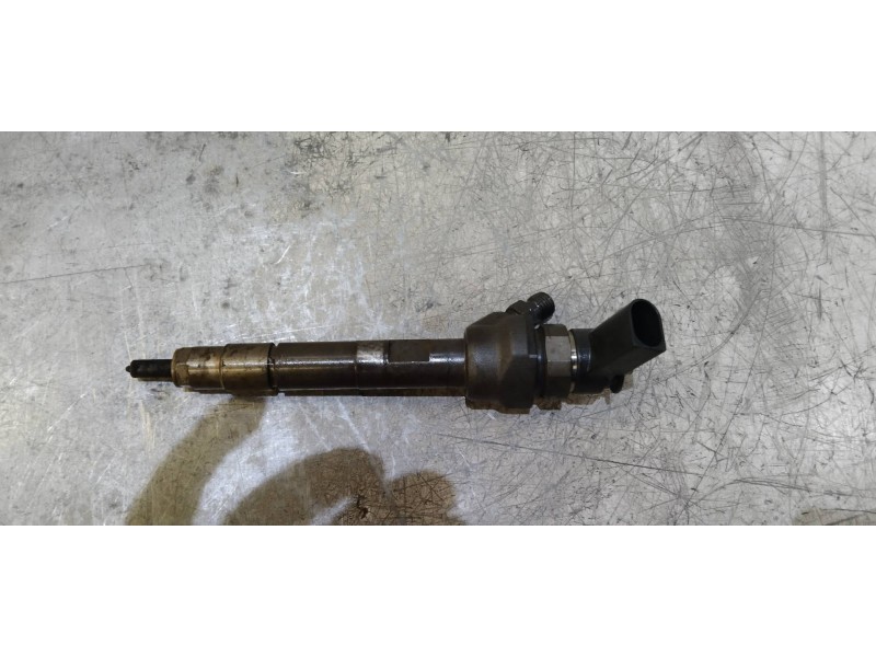 Recambio de inyector para bmw serie 3 touring (e91) 318d referencia OEM IAM 0445110601  