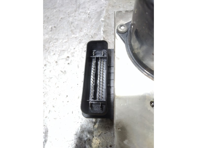 Recambio de abs para mercedes clase c (w203) berlina 220 cdi (203.006) referencia OEM IAM 10092515243 A2095451432 