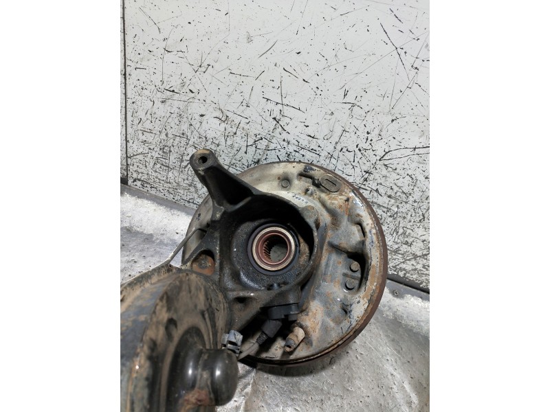 Recambio de mangueta trasera izquierda para bmw serie 3 compacto (e36) 316i referencia OEM IAM   