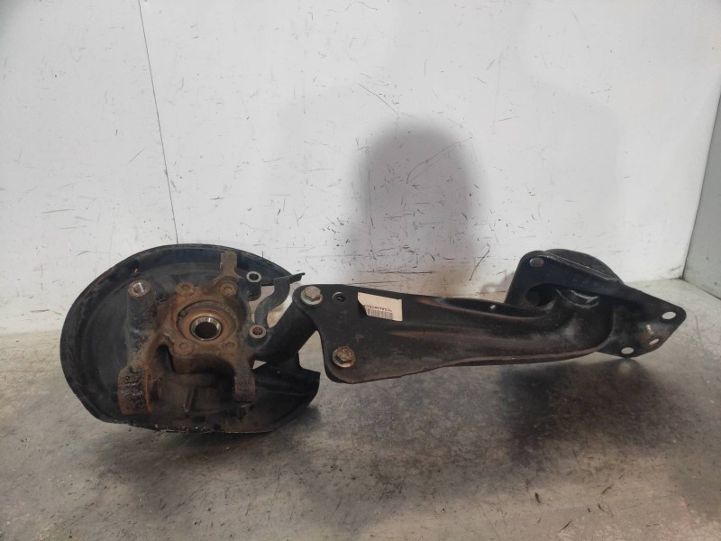 Recambio de mangueta trasera izquierda para volkswagen golf v berlina (1k1) highline 4motion referencia OEM IAM   1K0505223K