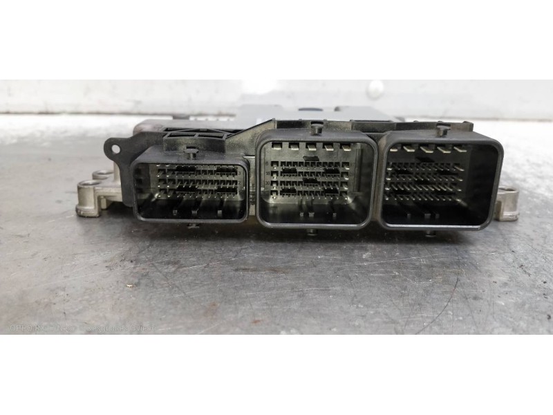 Recambio de centralita motor uce para citroen c3 exclusive referencia OEM IAM 0281015849 9674254080 9666729680