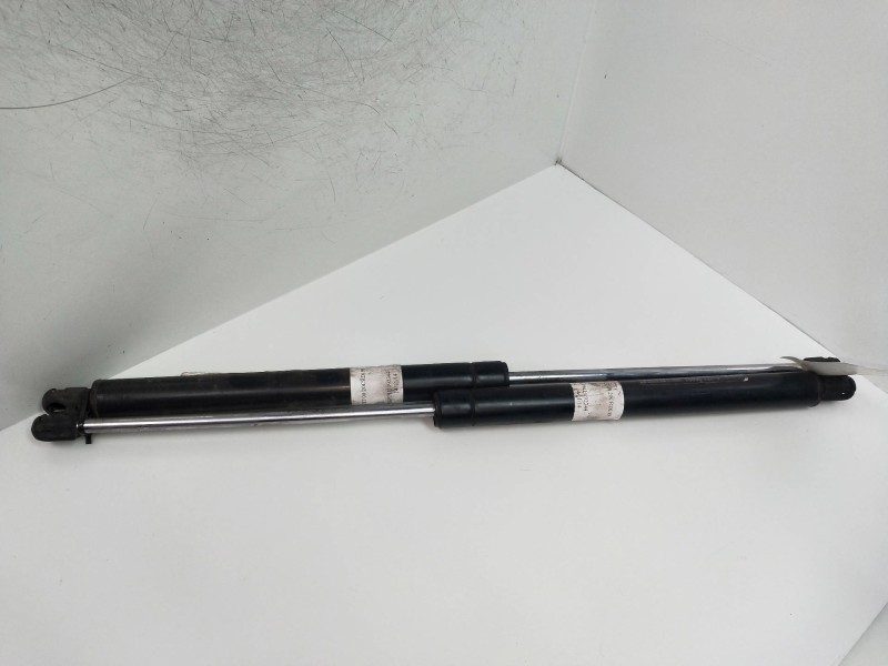 Recambio de amortiguadores maletero / porton para hyundai trajet (fo) 2.0 crdi gls referencia OEM IAM 817713A001  