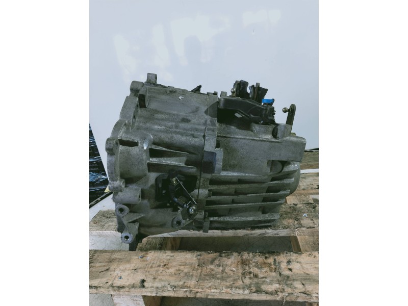 Recambio de caja cambios para volvo s80 berlina 2.4 d referencia OEM IAM M56L2K P9482234 T128750 5V