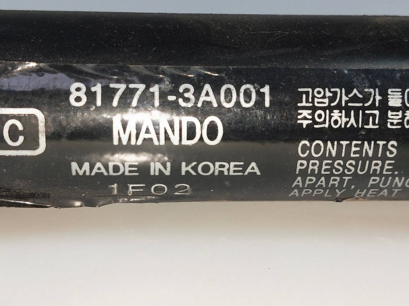 Recambio de amortiguadores maletero / porton para hyundai trajet (fo) 2.0 crdi gls referencia OEM IAM 817713A001  