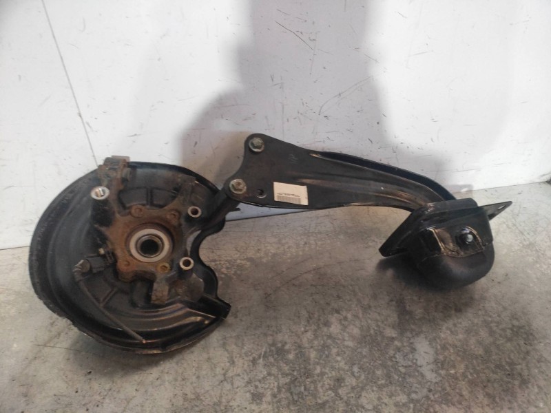 Recambio de mangueta trasera derecha para volkswagen golf v berlina (1k1) highline 4motion referencia OEM IAM   1K0505224K