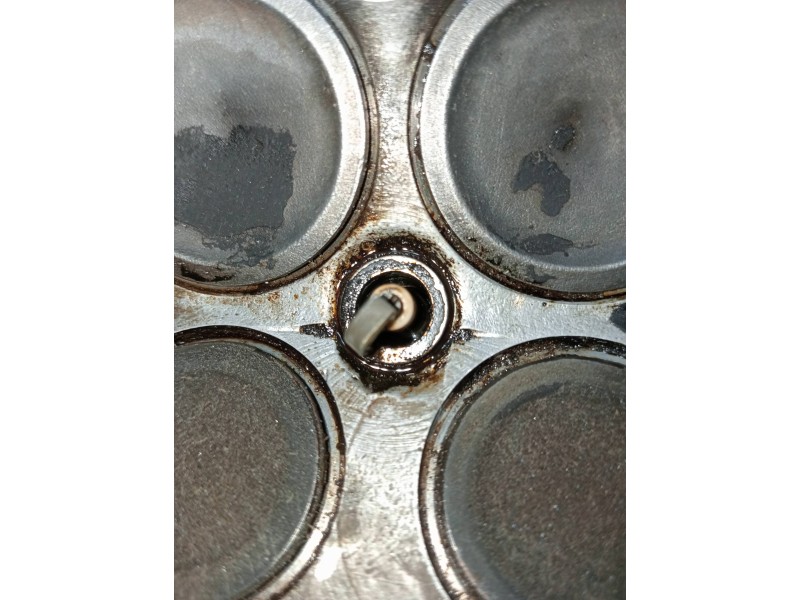 Recambio de culata para chrysler pt cruiser (pt) 2.0 classic referencia OEM IAM 20LE9  