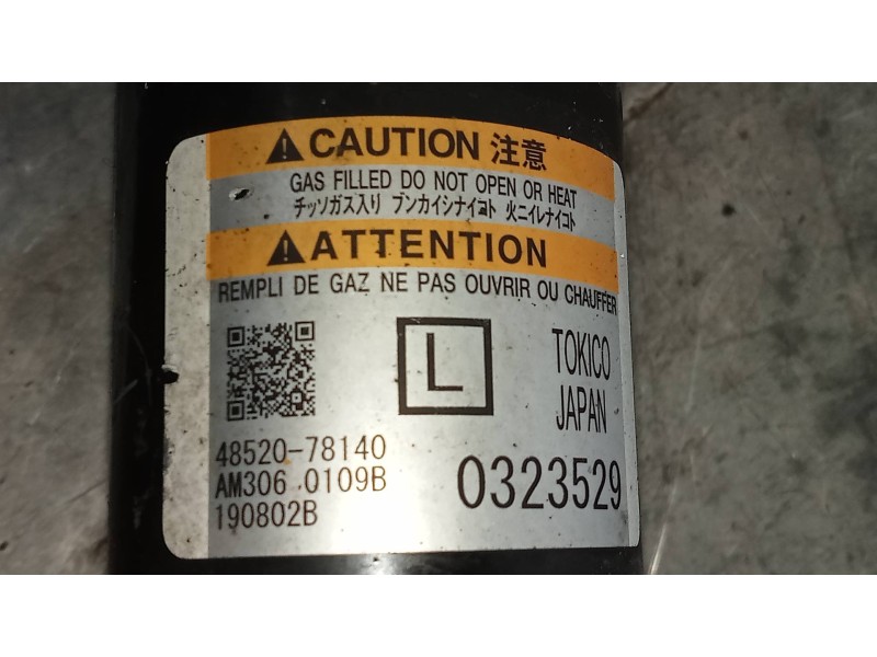 Recambio de amortiguador delantero izquierdo para lexus nx 300h 4wd referencia OEM IAM 4852078140 0323529 