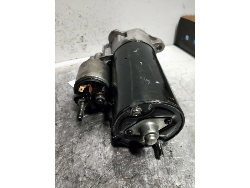 Recambio de motor arranque para audi a4 berlina (b5) 1.9 tdi referencia OEM IAM 0001110022  