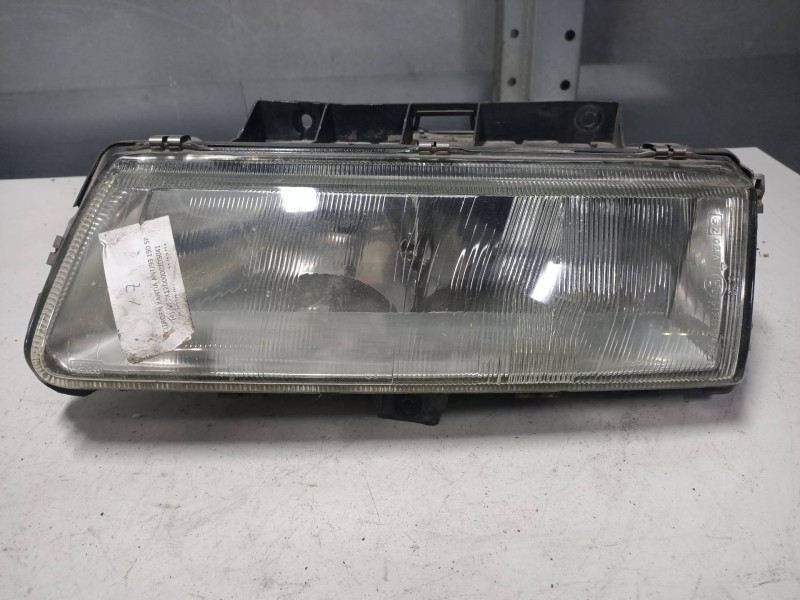 Recambio de faro izquierdo para citroen xantia berlina 1.9 sd sensation referencia OEM IAM   