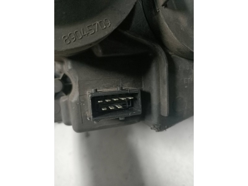 Recambio de faro derecho para citroen jumpy hdi 90 29 l1h1 furg. referencia OEM IAM 89902604  