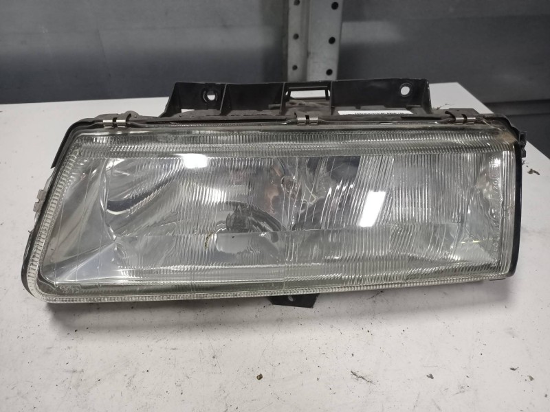 Recambio de faro izquierdo para citroen xantia berlina 1.6 tentation referencia OEM IAM   
