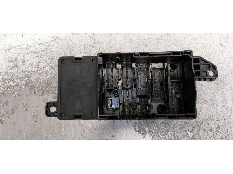 Recambio de caja reles / fusibles para mini mini (r50,r53) one referencia OEM IAM 210624120203 690660401 