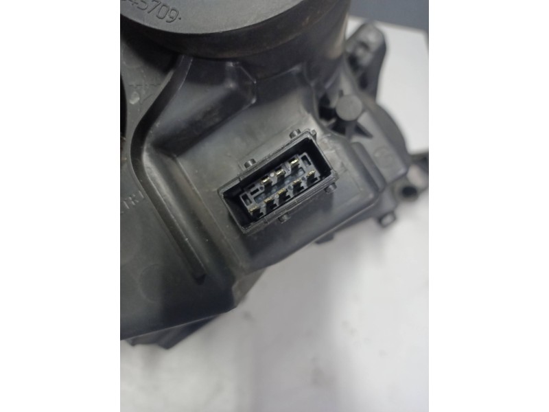 Recambio de faro izquierdo para citroen jumpy hdi 90 27 l1h1 furg. referencia OEM IAM 89901161  