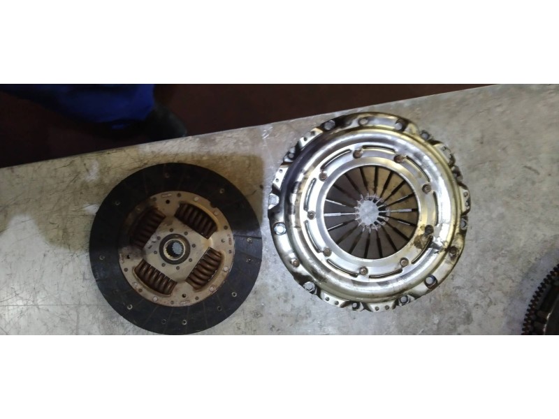 Recambio de kit embrague para peugeot 307 break / sw (s1) sw referencia OEM IAM   