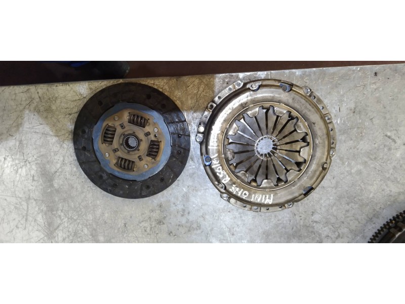 Recambio de kit embrague para mini mini (r50,r53) one referencia OEM IAM   