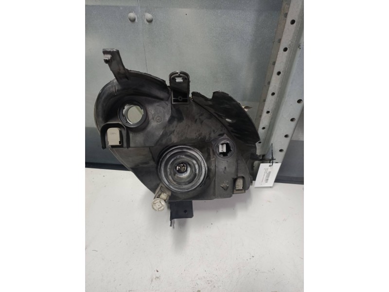 Recambio de faro izquierdo para citroen xsara picasso 1.6 hdi 90 exclusive referencia OEM IAM   