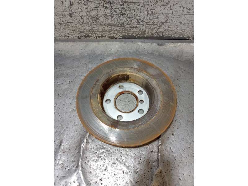 Recambio de disco freno trasero para bmw serie x1 (f48) sdrive18d referencia OEM IAM   