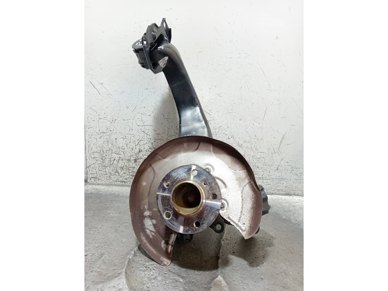 Recambio de mangueta trasera derecha para bmw serie x1 (f48) sdrive18d referencia OEM IAM 6898964  