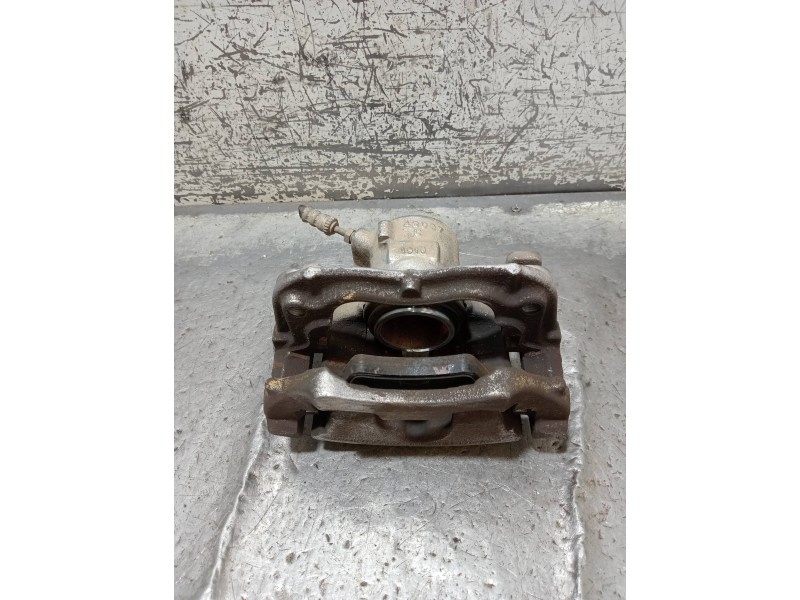 Recambio de pinza freno delantera izquierda para bmw serie x1 (f48) sdrive18d referencia OEM IAM   