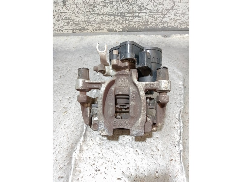 Recambio de pinza freno trasera izquierda para bmw serie x1 (f48) sdrive18d referencia OEM IAM 689260502  