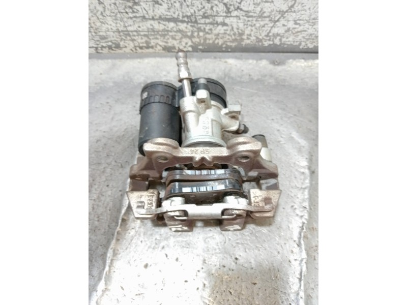 Recambio de pinza freno trasera izquierda para bmw serie x1 (f48) sdrive18d referencia OEM IAM 689260502  