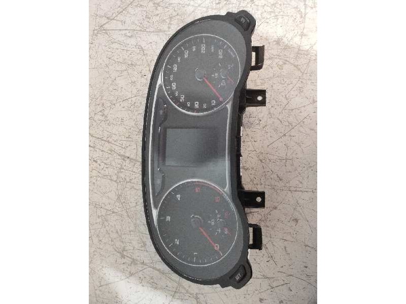 Recambio de cuadro instrumentos para audi a1 (8x) 1.6 tdi referencia OEM IAM A2C53321556 8X0920930D 