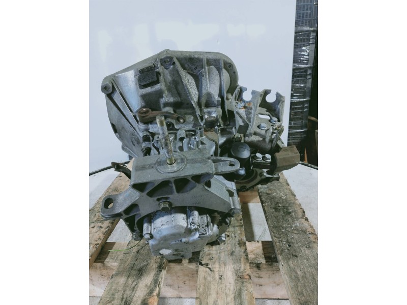Recambio de caja cambios para fiat punto berlina (188) 1.9 jtd cat referencia OEM IAM 8923114  5V