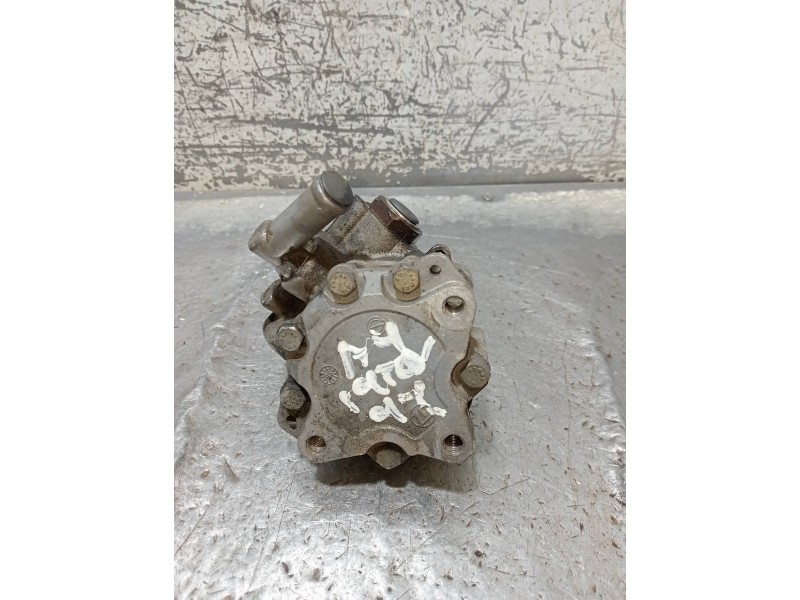 Recambio de bomba direccion para audi a4 berlina (b5) 1.9 tdi referencia OEM IAM   