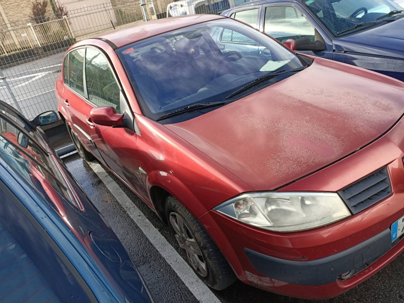 renault megane ii classic berlina del año 2004