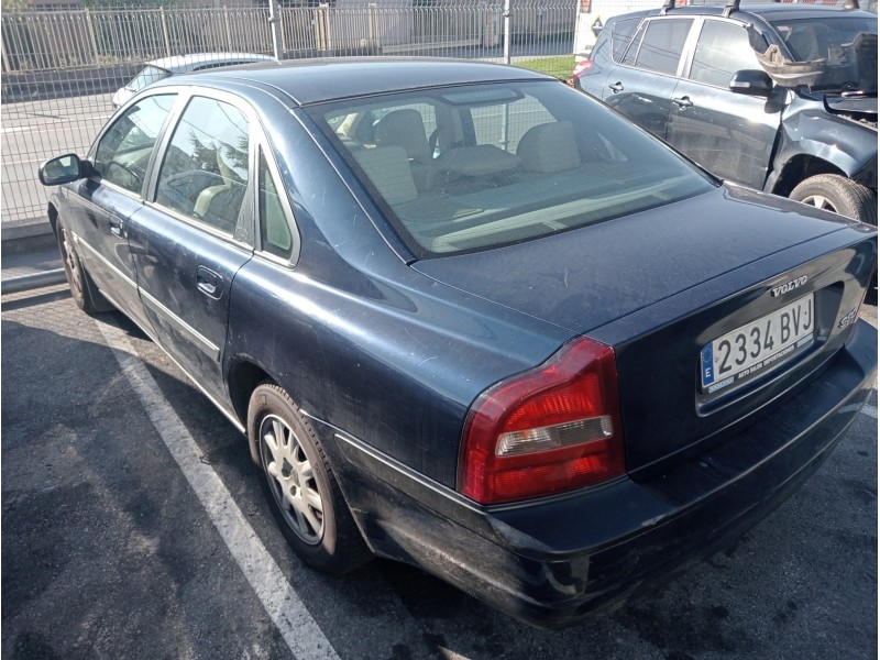 volvo s80 berlina del año 2002