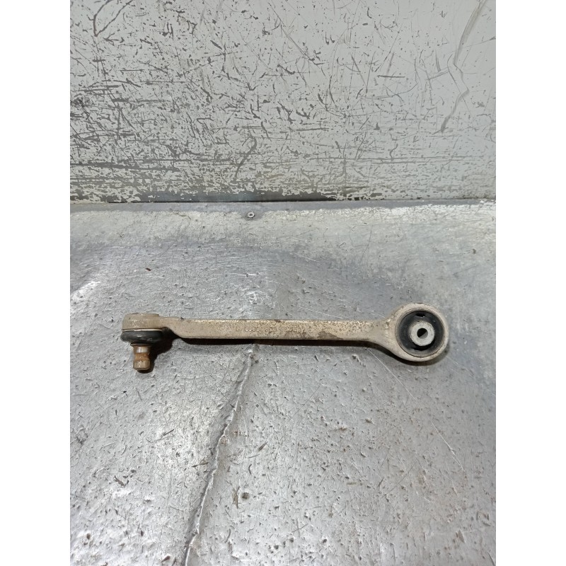 Recambio de brazo suspension superior delantero izquierdo para audi a4 berlina (b5) 1.9 tdi referencia OEM IAM 8D0407507E  