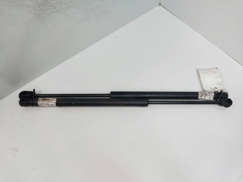 Recambio de amortiguadores capo para hyundai coupe (gk) 1.6 fx referencia OEM IAM 811612C700  