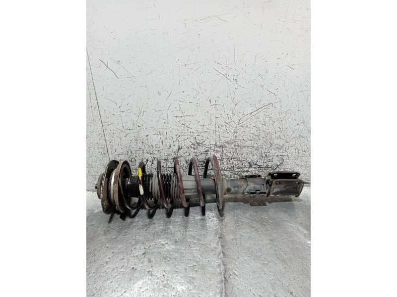 Recambio de amortiguador delantero izquierdo para renault rapid/express (f40) 1.4 referencia OEM IAM   