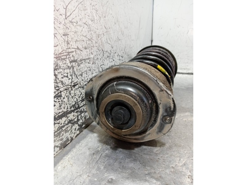 Recambio de amortiguador delantero izquierdo para renault rapid/express (f40) 1.4 referencia OEM IAM   