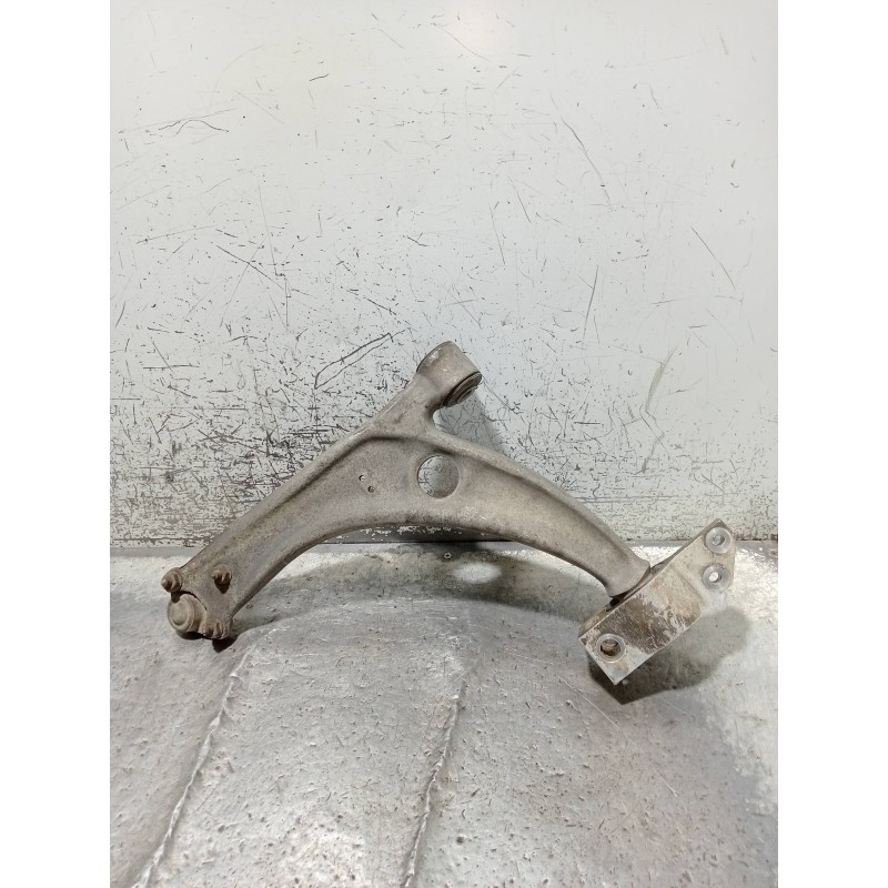 Recambio de brazo suspension inferior delantero derecho para volkswagen passat variant (3c5) advance referencia OEM IAM 3C040715