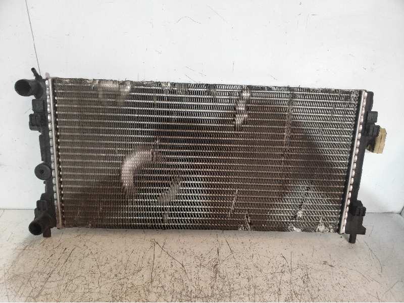 Recambio de radiador agua para audi a1 (8x) 1.6 tdi referencia OEM IAM R357001 6R0121253 