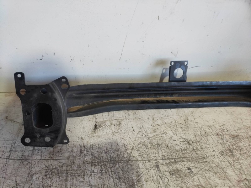 Recambio de refuerzo paragolpes delantero para volkswagen golf v berlina (1k1) highline 4motion referencia OEM IAM   