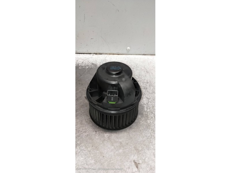 Recambio de motor calefaccion para ford c-max trend referencia OEM IAM AV6N18456AB  