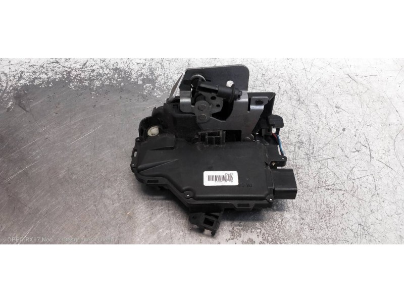 Recambio de motor cierre centralizado delantero izquierdo para audi a6 berlina (4b2) 2.5 tdi quattro referencia OEM IAM 4O183701