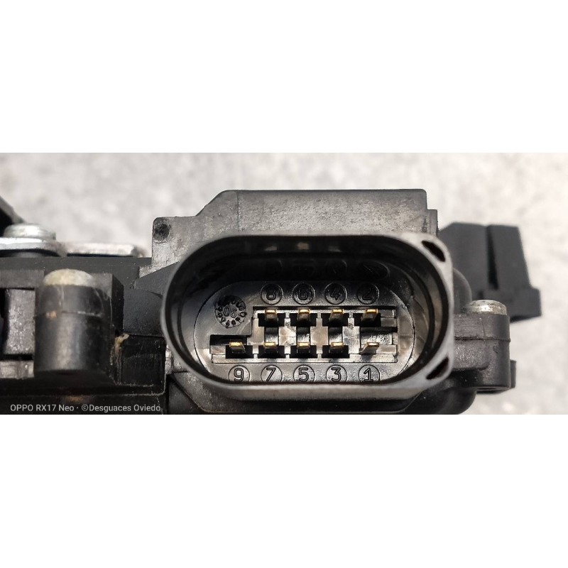 Recambio de motor cierre centralizado delantero izquierdo para audi a6 berlina (4b2) 2.5 tdi quattro referencia OEM IAM 4O183701